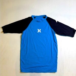 Hurley Blue and Black Short Sleeve SPF 40 rash guard, large